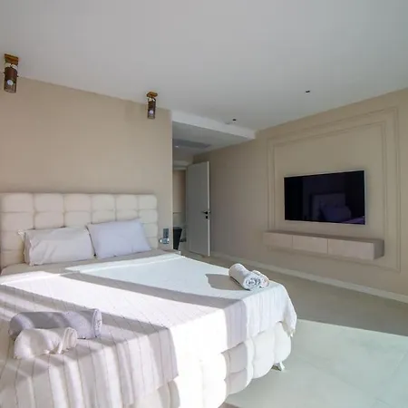 Eden Paradise, Lux, Pool, Sea, Sweet Autumn Bodrum 펜션 *